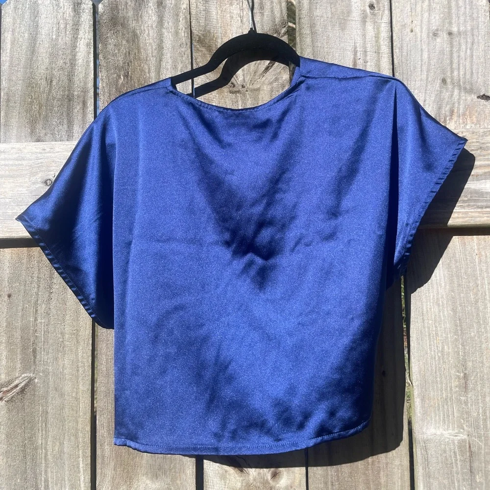 House of Harlow 1960 Blue Satin Top - Picture 8 of 10